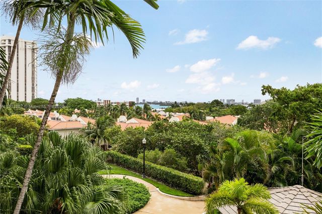 1000 Quayside Ter 506, Miami, FL 33138