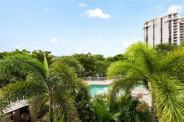 1000 Quayside Ter 506, Miami, FL 33138