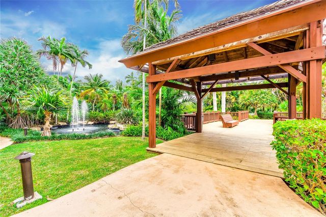 1000 Quayside Ter 506, Miami, FL 33138