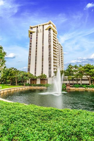 1000 Quayside Ter 506, Miami, FL 33138