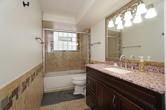 1003 S Euclid Avenue 1, Elmhurst, IL 60126