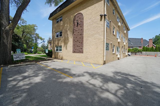 1003 S Euclid Avenue 1, Elmhurst, IL 60126