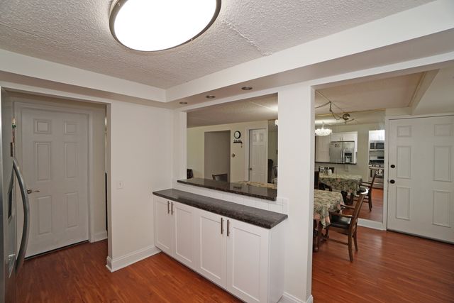 1003 S Euclid Avenue 1, Elmhurst, IL 60126