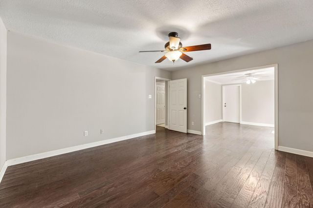 4411 Deerfield Village Drive, Houston, TX 77084