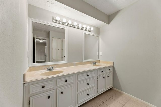 4411 Deerfield Village Drive, Houston, TX 77084