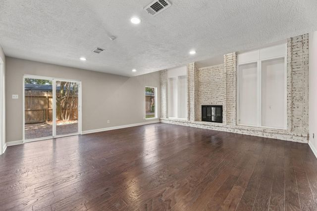 4411 Deerfield Village Drive, Houston, TX 77084