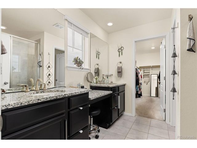 322 N Patsburg St, Aurora, CO 80018