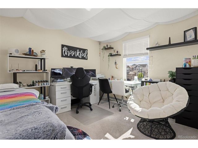 322 N Patsburg St, Aurora, CO 80018