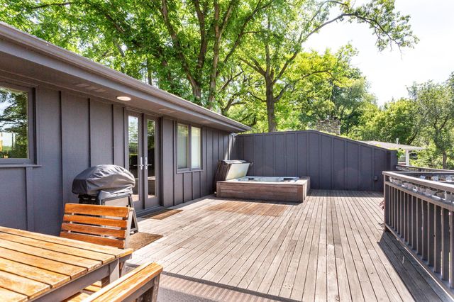 24295 Wood Drive, Excelsior, MN 55331