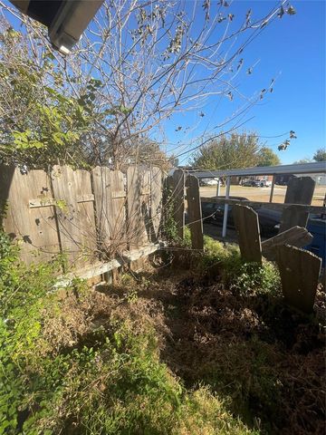 404 E Jarman Drive, Oklahoma City, OK 73110