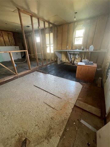 404 E Jarman Drive, Oklahoma City, OK 73110