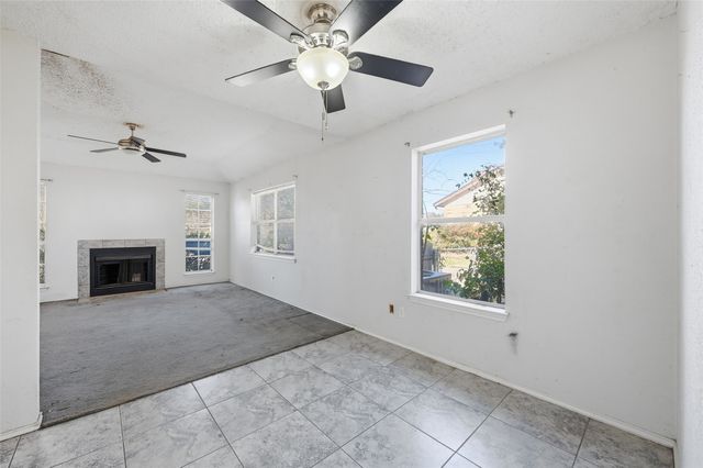 2910 Penny Lane, Euless, TX 76039