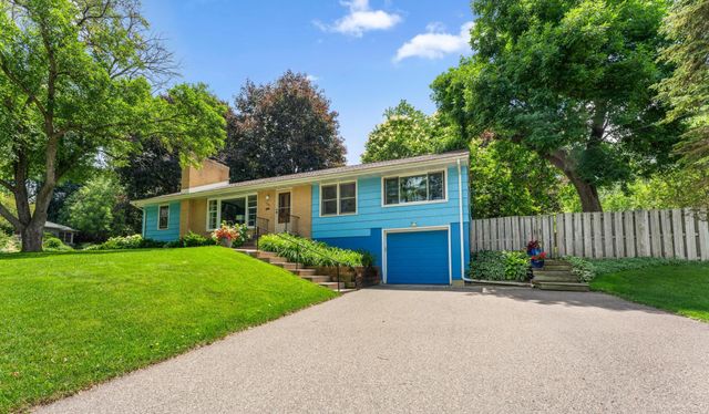 100 Turnpike Road, Golden Valley, MN 55416