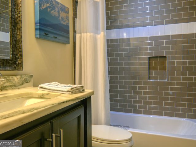 106 Willow Trace, Stockbridge, GA 30281