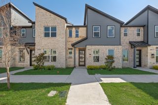8913 Lowell Street, Rowlett, TX 75089