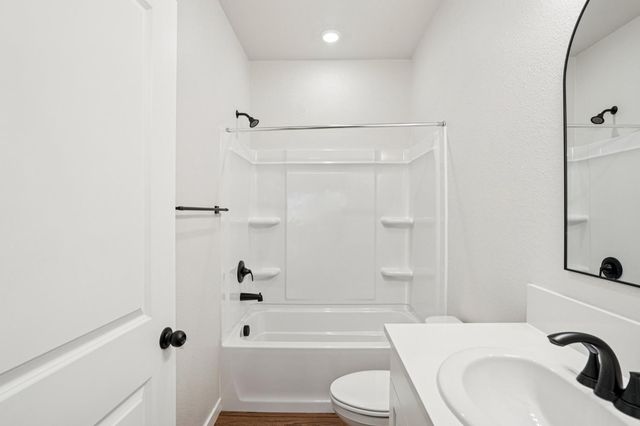 3812 Alexander Cir, Olivehurst, CA 95961