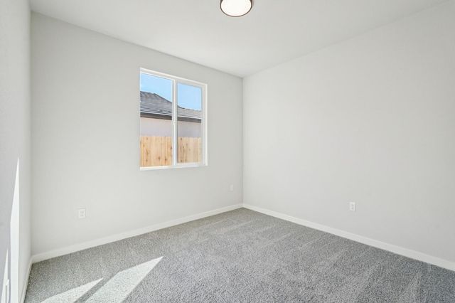 3812 Alexander Cir, Olivehurst, CA 95961