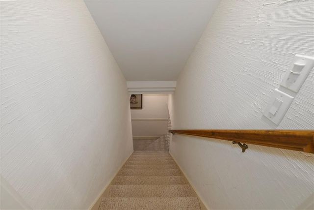 2010 Carrington Court, Smoke Rise, GA 30087