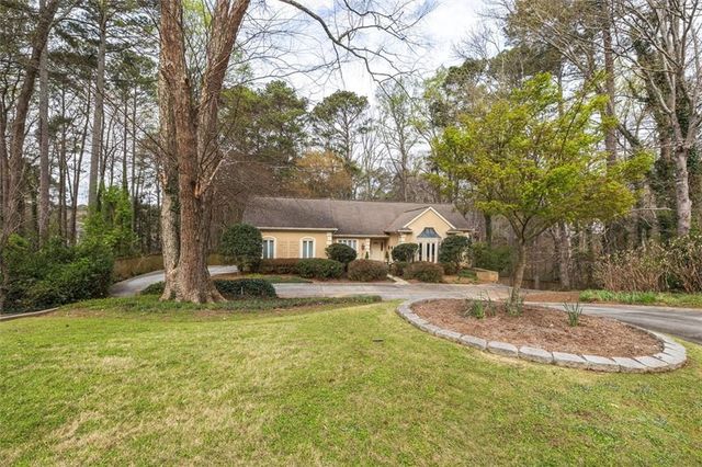 2010 Carrington Court, Smoke Rise, GA 30087