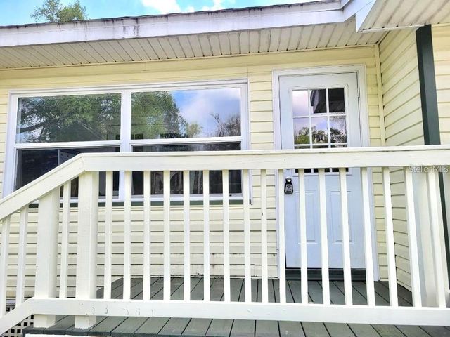 1411 E NEW YORK AVE, Deland, FL 32724