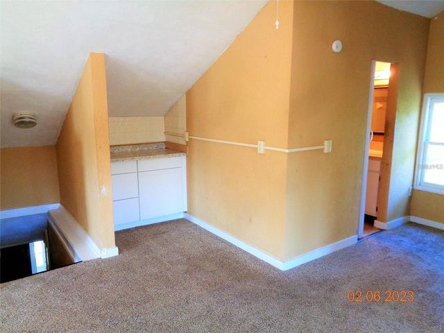 1411 E NEW YORK AVE, Deland, FL 32724