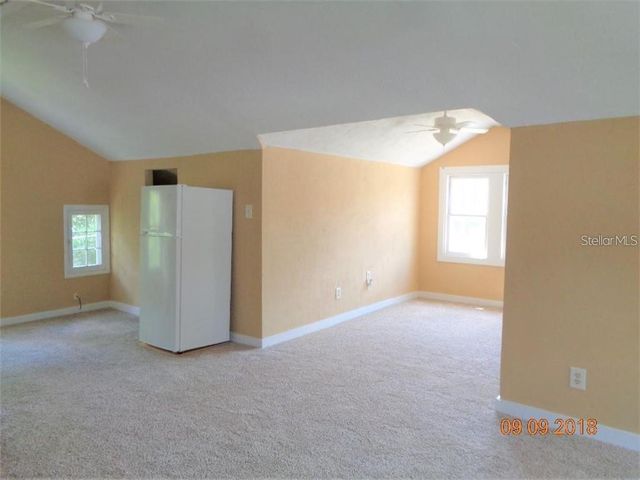 1411 E NEW YORK AVE, Deland, FL 32724