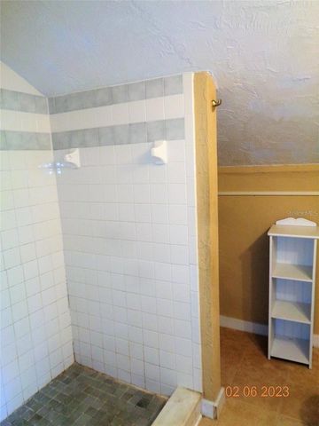 1411 E NEW YORK AVE, Deland, FL 32724