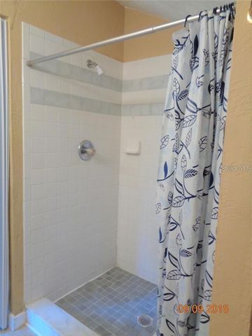 1411 E NEW YORK AVE, Deland, FL 32724