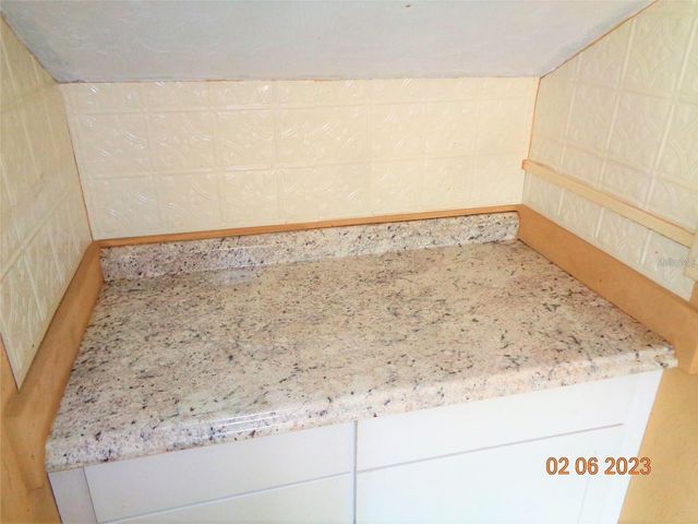 1411 E NEW YORK AVE, Deland, FL 32724