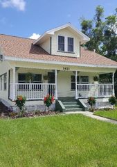 1411 E NEW YORK AVE, Deland, FL 32724