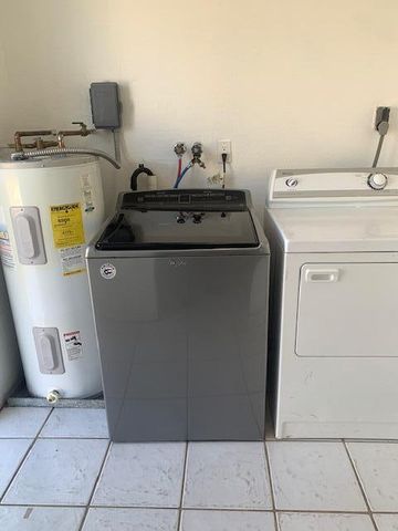 512 Biscayne Drive, West Palm Beach, FL 33401