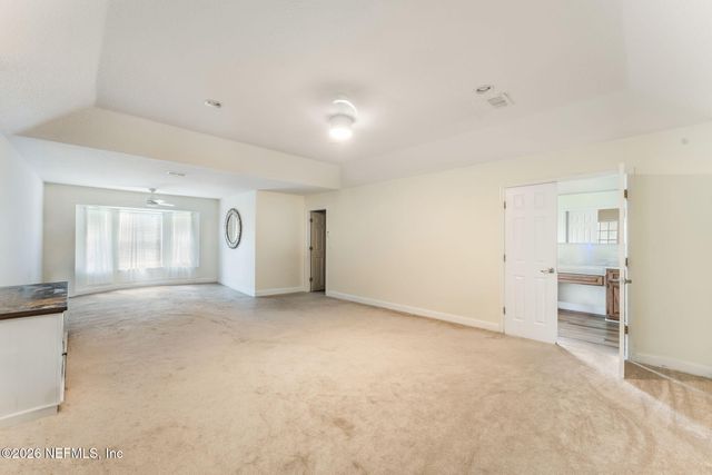 12562 ANGEL LAKE Drive W, Jacksonville, FL 32218