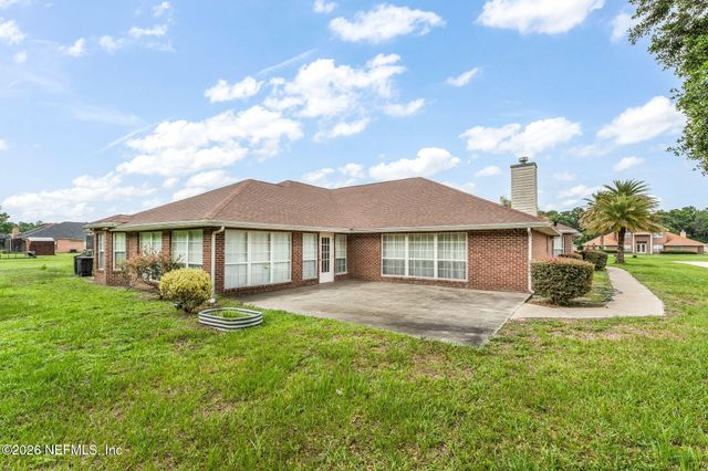 12562 ANGEL LAKE Drive W, Jacksonville, FL 32218