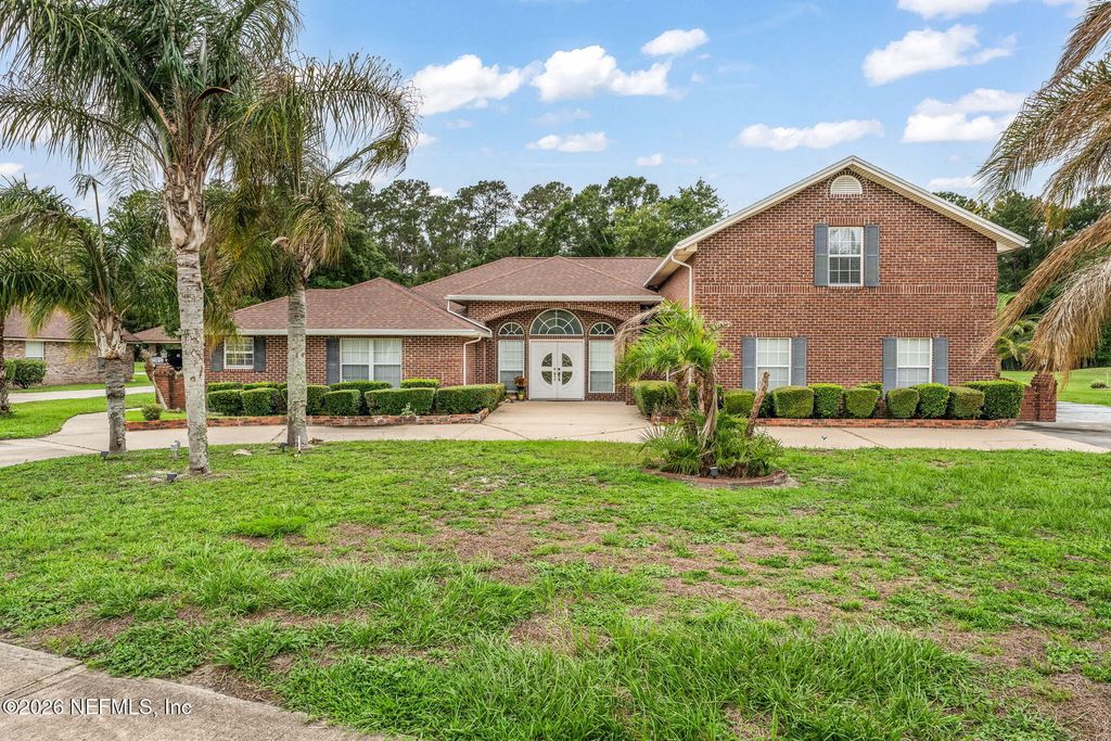 12562 ANGEL LAKE Drive W, Jacksonville, FL 32218