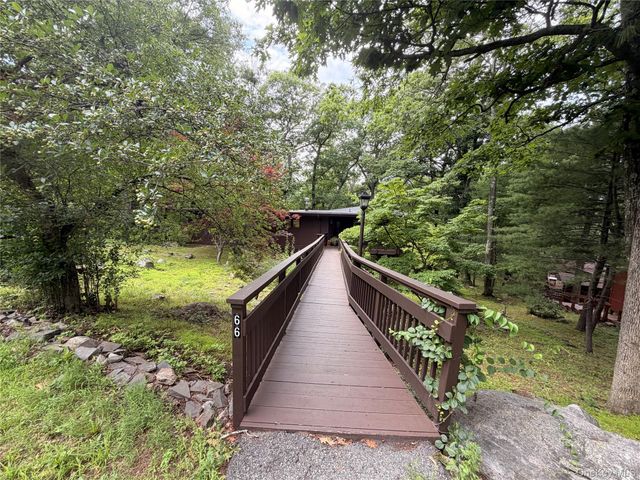 66 High Hill Road, Tuxedo Park, NY 10987