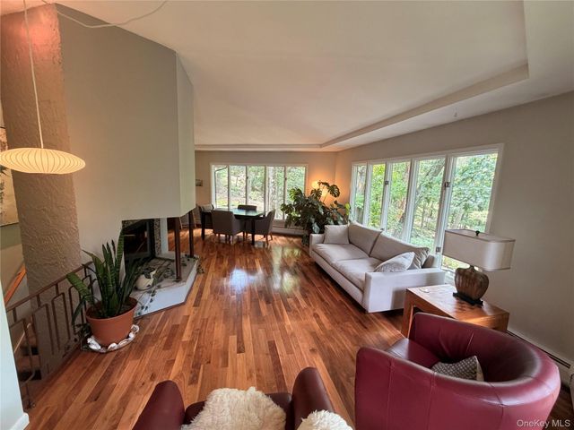 66 High Hill Road, Tuxedo Park, NY 10987