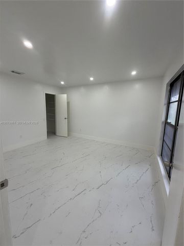 7024 SW 114th Pl A-52, Miami, FL 33173