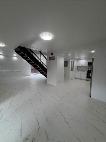7024 SW 114th Pl A-52, Miami, FL 33173