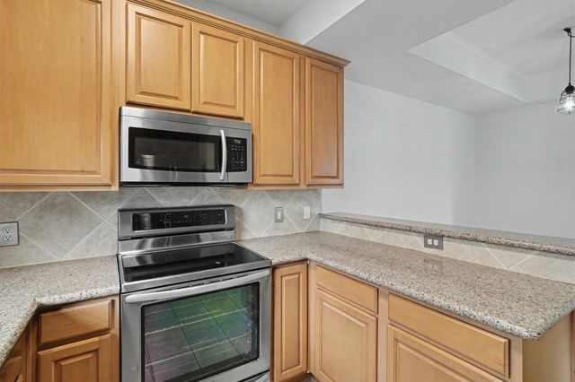 813 Davis Road, League City, TX 77573
