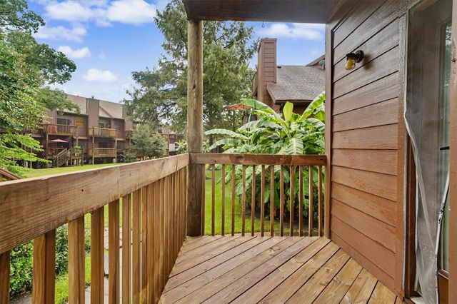 813 Davis Road, League City, TX 77573