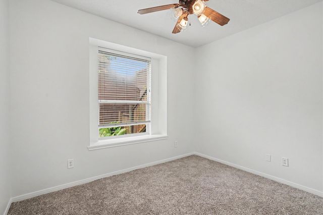 813 Davis Road, League City, TX 77573