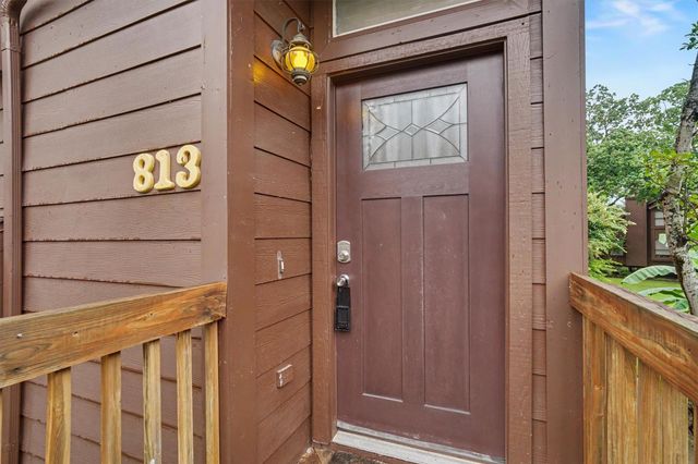 813 Davis Road, League City, TX 77573