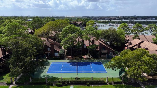 813 Davis Road, League City, TX 77573