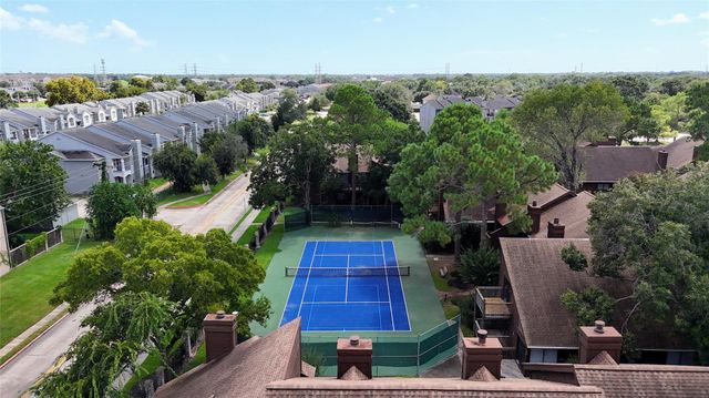 813 Davis Road, League City, TX 77573