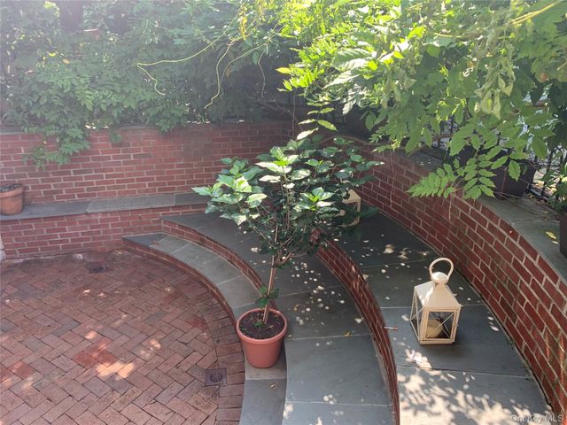 130 E Olive Street, Long Beach, NY 11561