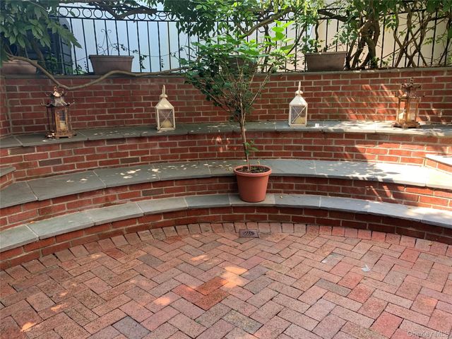 130 E Olive Street, Long Beach, NY 11561