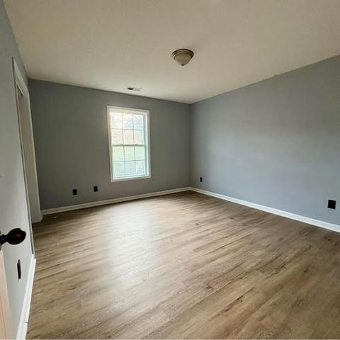 139 Marie Ct, Athens, GA 30607