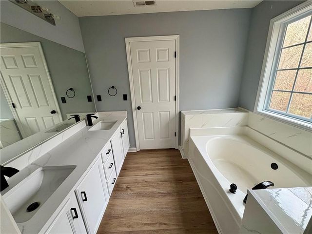 139 Marie Ct, Athens, GA 30607