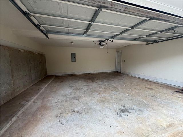 139 Marie Ct, Athens, GA 30607