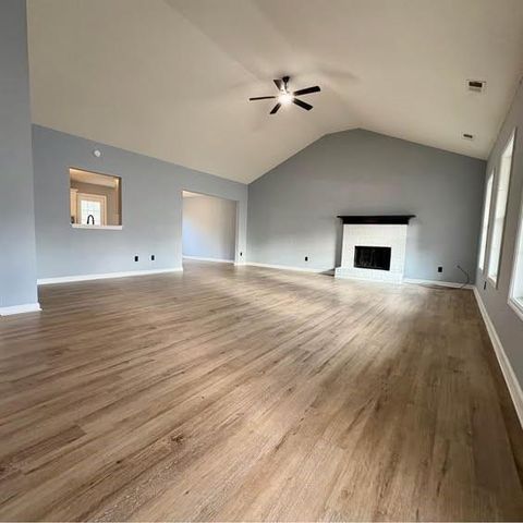 139 Marie Ct, Athens, GA 30607